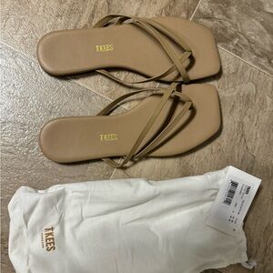 TKEES Cocobutter Sandals